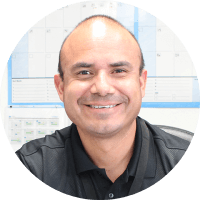 — Fernando Reales，<br /> 高級總監(jiān) - 運(yùn)營